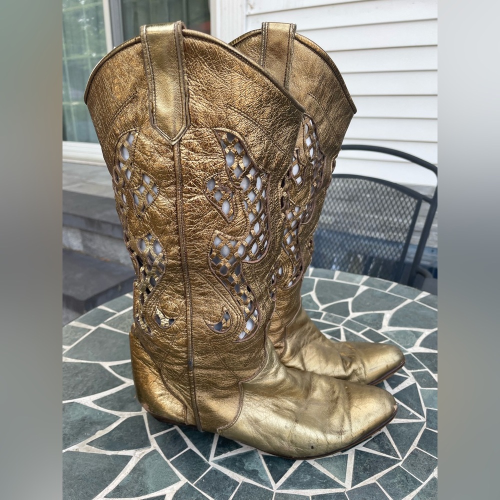 Vintage cowboy glam
